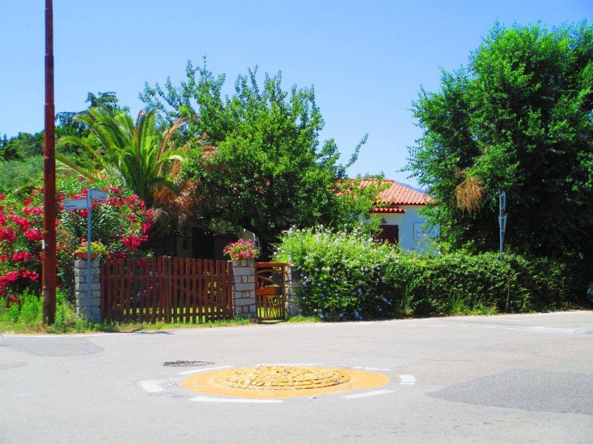 Bed and Breakfast Phocea à San Teodoro  Extérieur photo